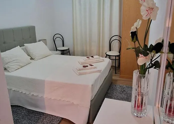 Estalagem Soeiro Meireles, Unipessoal, Lda * Lagoaca