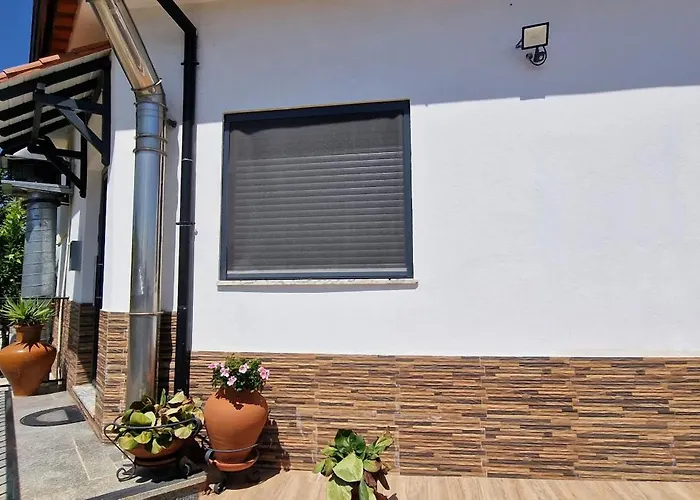 여관 Estalagem Soeiro Meireles, Unipessoal, Lda *