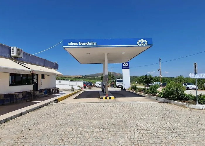 여관 Estalagem Soeiro Meireles, Unipessoal, Lda Lagoaca